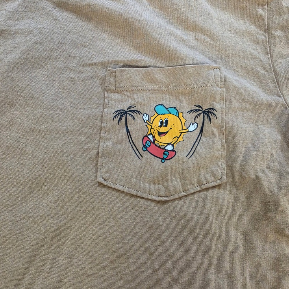 Free Planet Mens Small Tan Skateboarding Sun Graphic Pocket T-Shirt Dope Moves - Picture 4 of 9